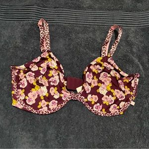 Victoria Secret - unlined Demi bra
